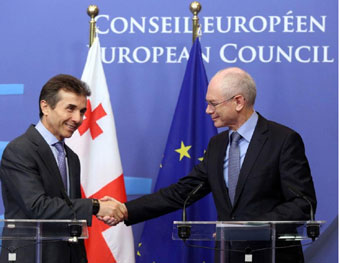 1premieri-politikaa2