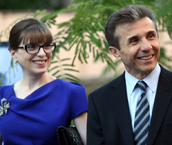 sazogadoeba-1-ivaniSvili