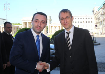 1-oficialny-aqtual-1