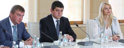 1-politicians-pol1-qvem