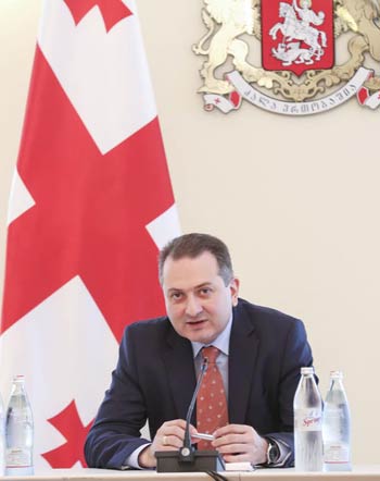 1-aktualni-aqt3-main