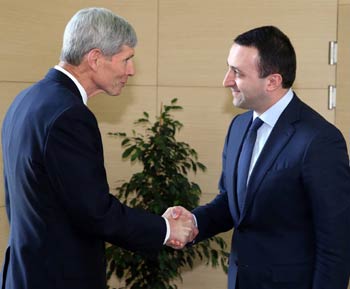 1-politics-pol2-main-analit