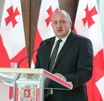 1-gamosvla-saz3-analit3