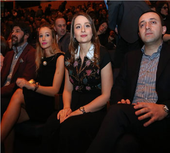 1ReSenie-polit-2-anal-2