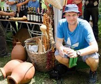 1-vizitebi-polit-3-analit