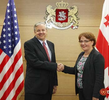 1-kelly-polit-3-analit