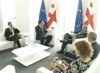 1-Sexvedraaqtualuri2